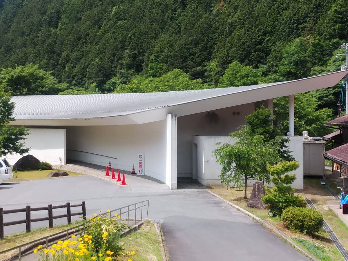 広島県 温泉施設にコテージ 美術館も 充実の施設が揃う道の駅 ふぉレスト君田 は尾道 松江の車旅の重要拠点 キャンピングカー 車中泊情報 Drimo ドリモ