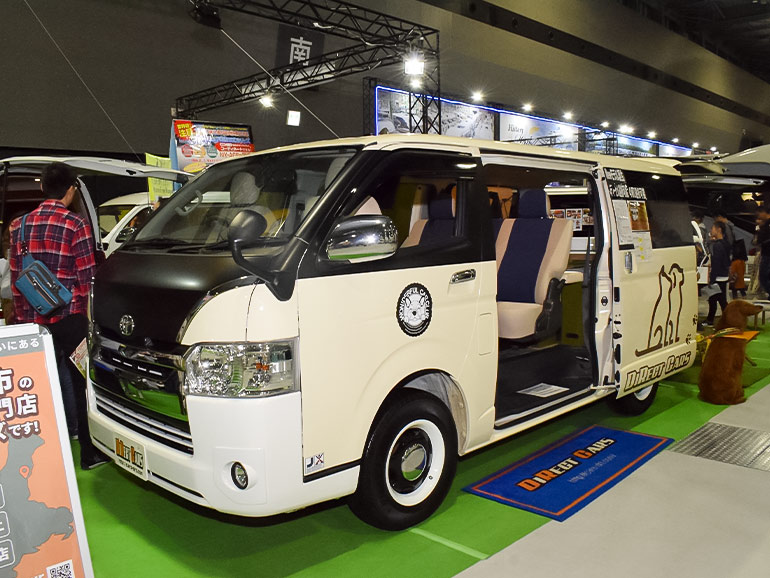 ダイレクトカーズ DOG ACE 外観