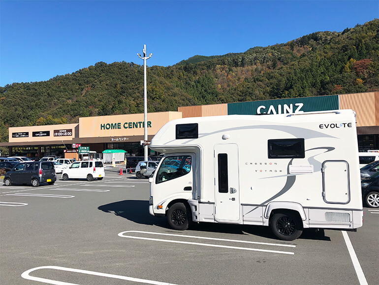 都留市カインズホーム 駐車場
