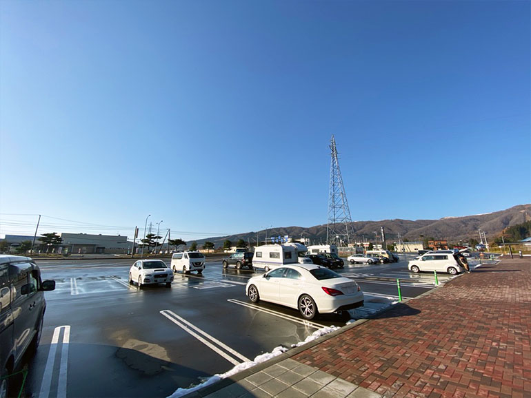 北海道 函館市 キャンピングカー 車 観光 道の駅なないろ・ななえ 駐車場