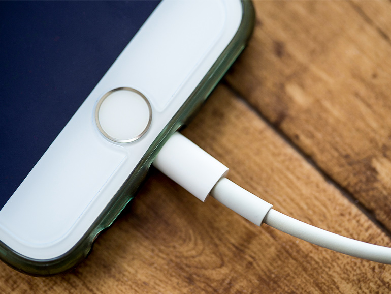 スマホ 充電