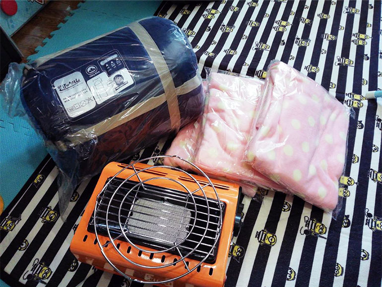 車中泊 暖房器具 寒さ対策