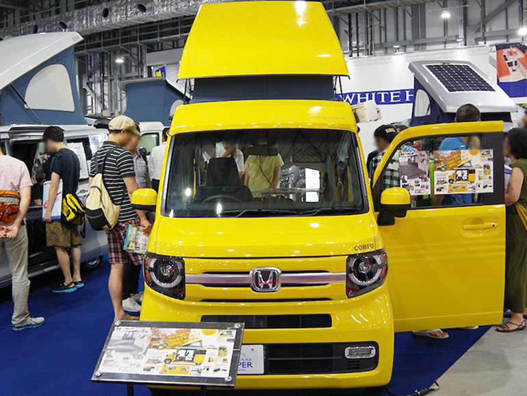 仮想でキャンピングカーを架装