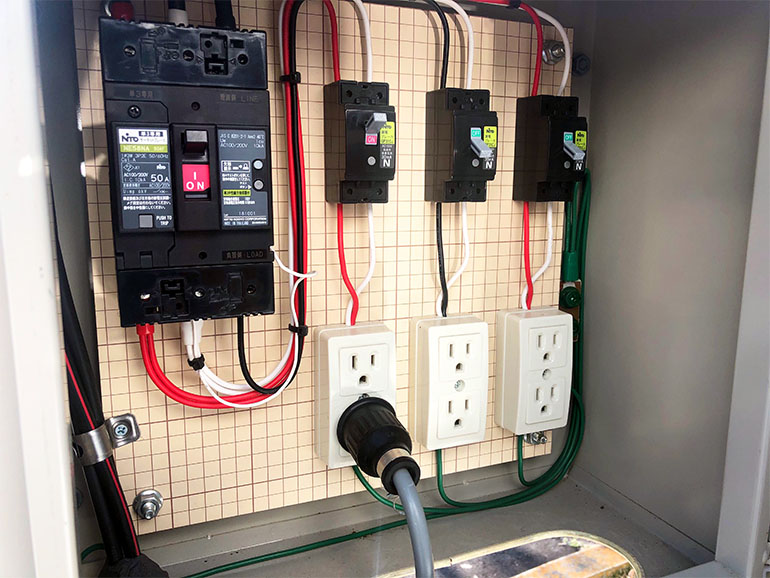 ビアスパークしもつまの外部電源