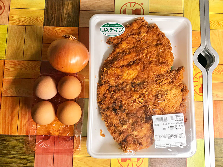車内で作るカツ丼の材料